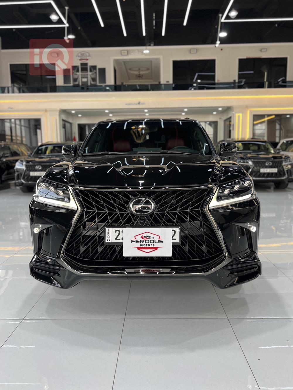 Lexus LX